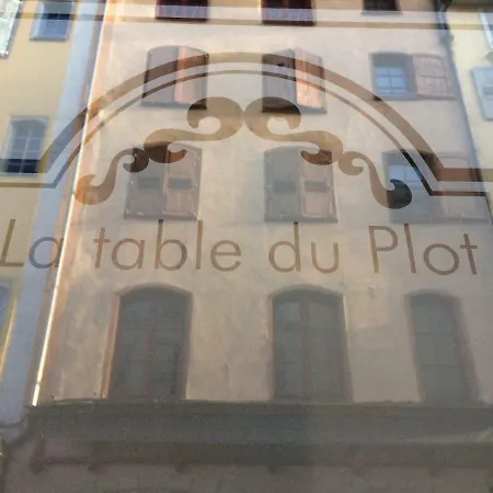 Apartment Les Du Plot